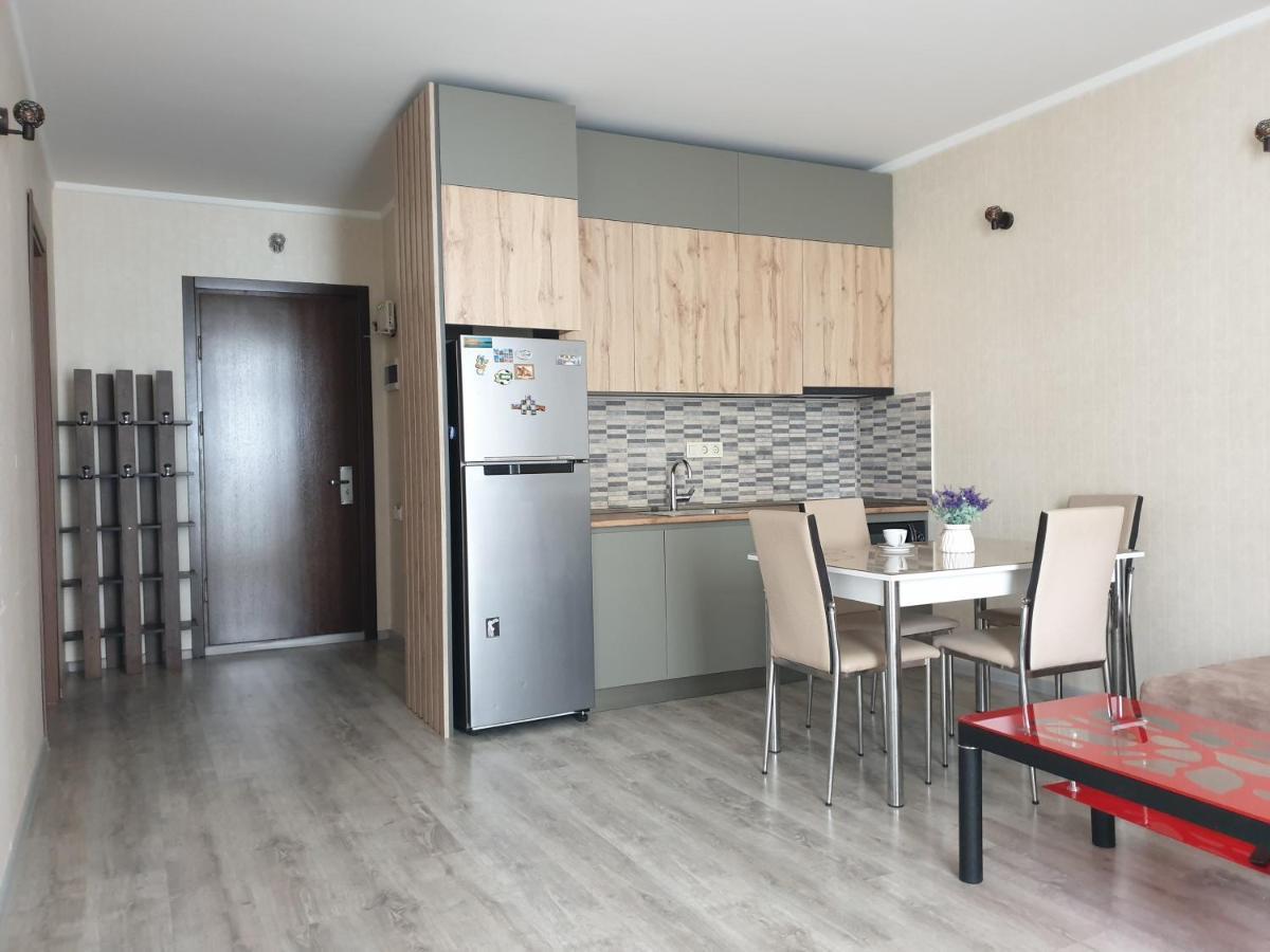 Lia'S Apartment In Orbi Batumi Luaran gambar